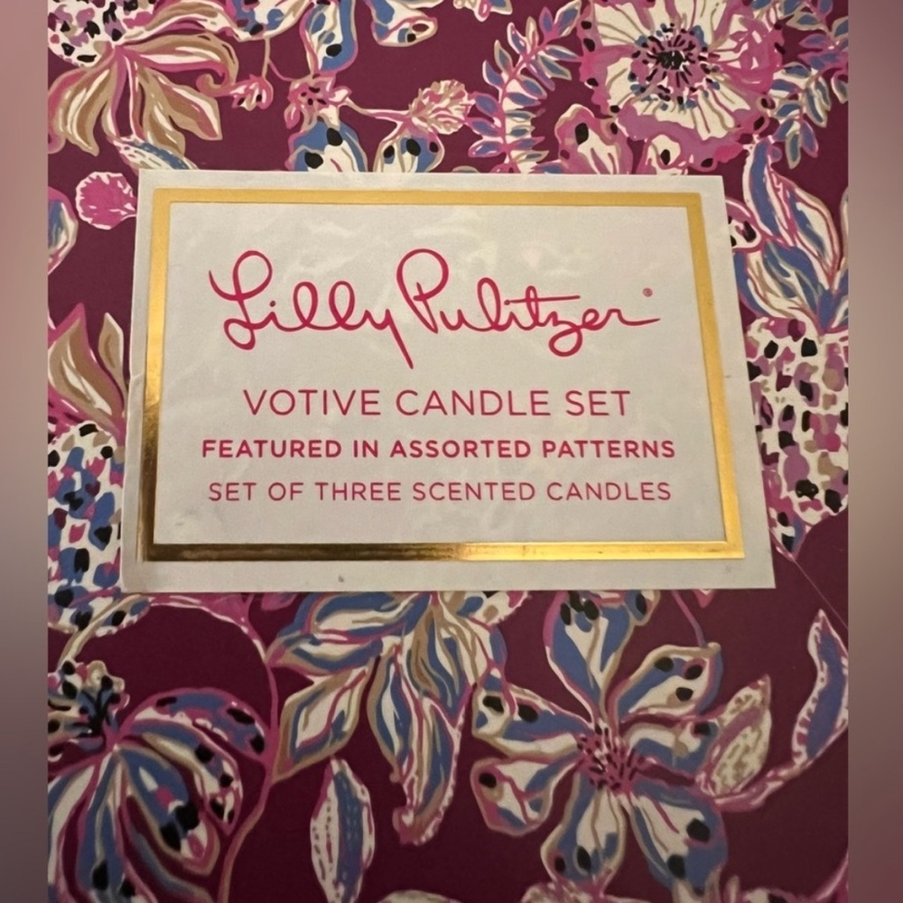 NEW ✨ Lilly Pulitzer Votive Candle Set of 3 in gorgeous magenta floral gift box - Picture 6 of 7